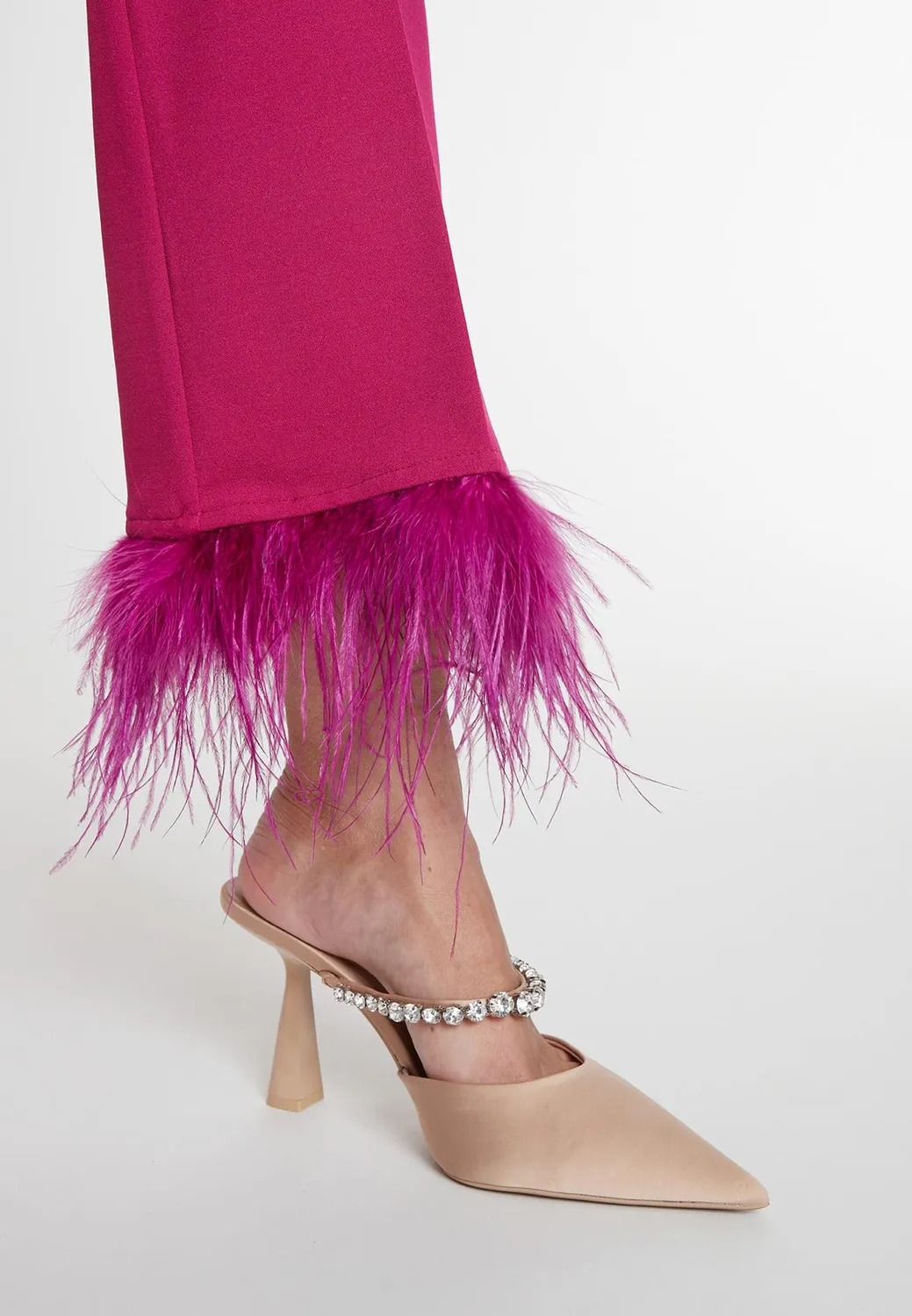 Ana Alcazar Merina pantaloni 7/8 orlo piume