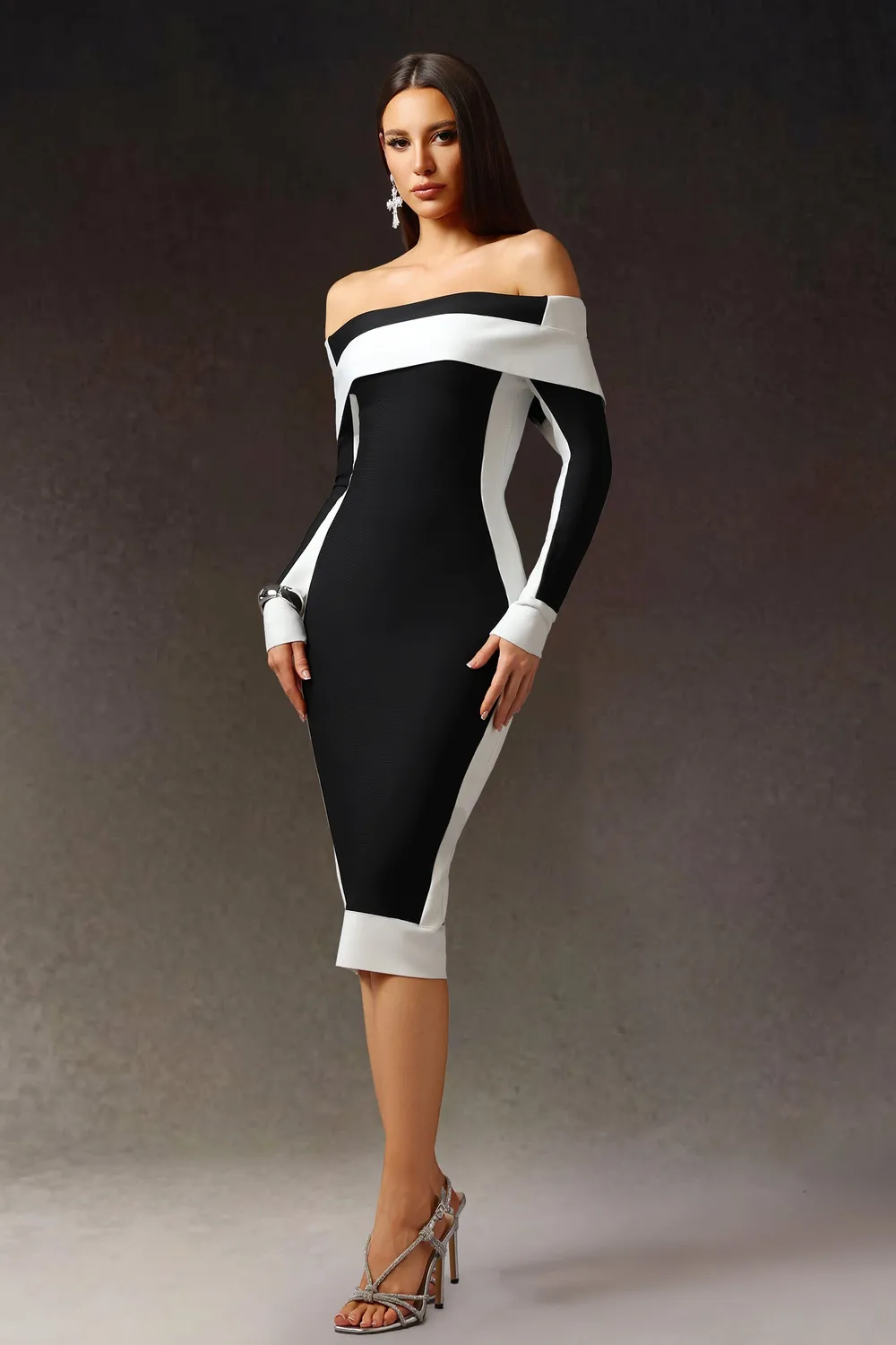Bella Barnett Mattey abito midi nero bandage