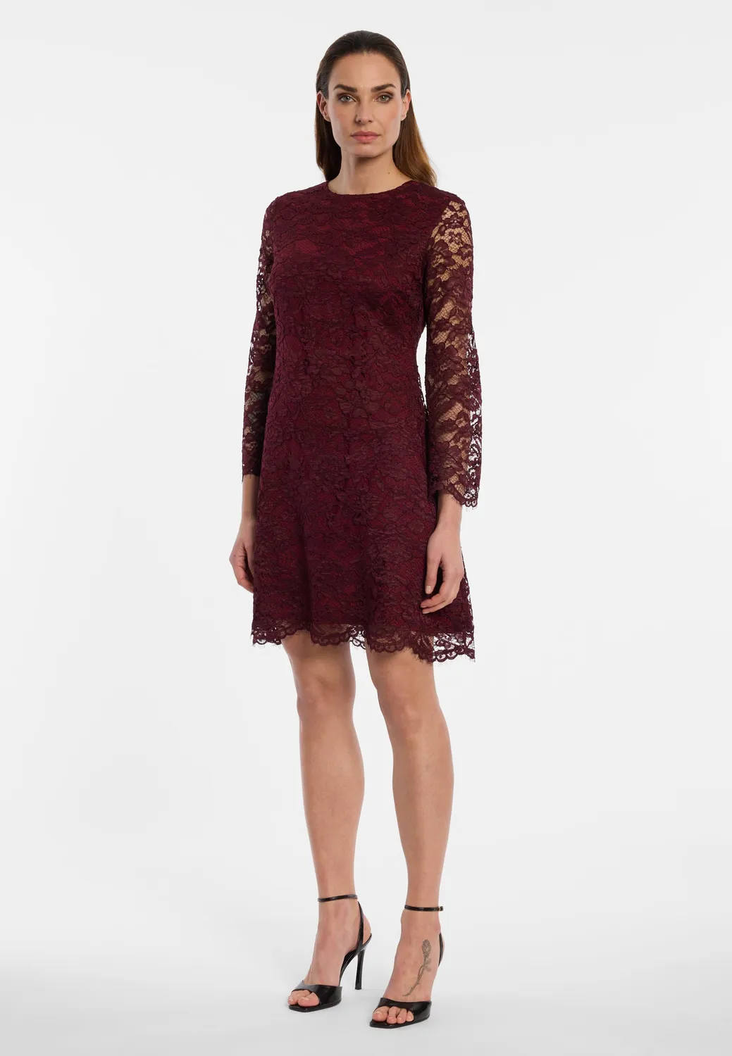 Ana Alcazar Enolory abito pizzo bordeaux maniche lunghe