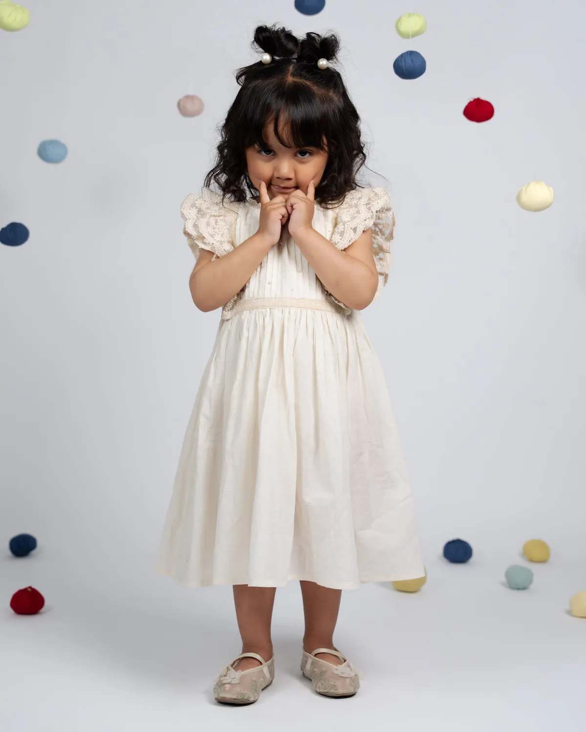 Our Dve Rosie abito bambina beige cotone