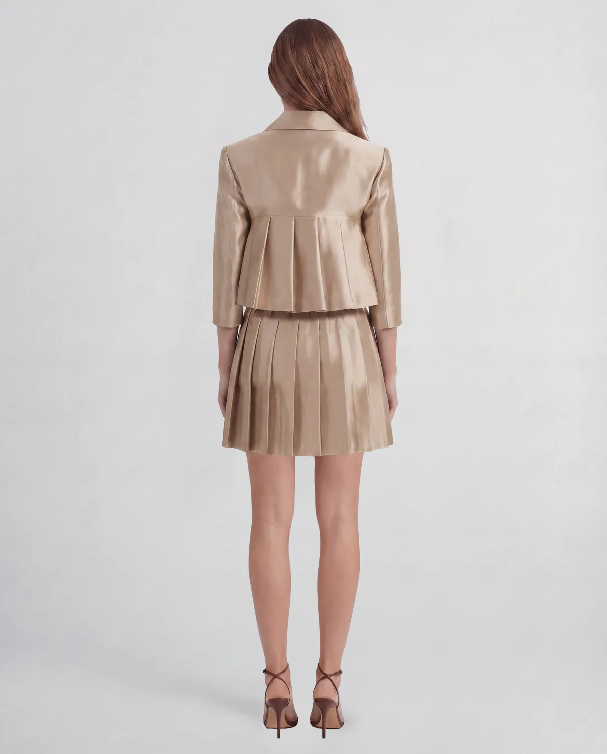 Violante Nessi Hovel skort beige in mikado di seta