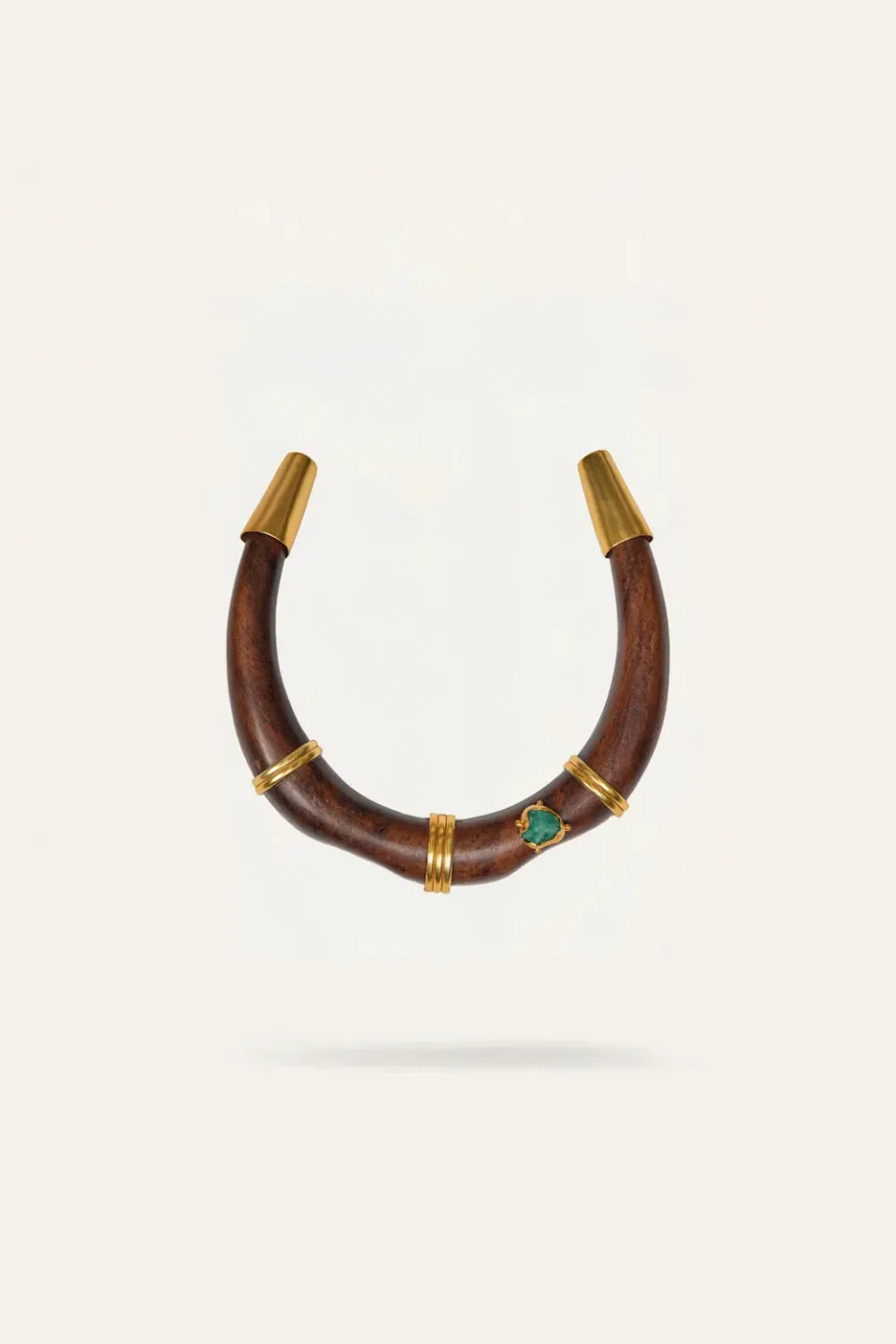 Johanna Ortiz Riding A Brave Heart collana legno oro