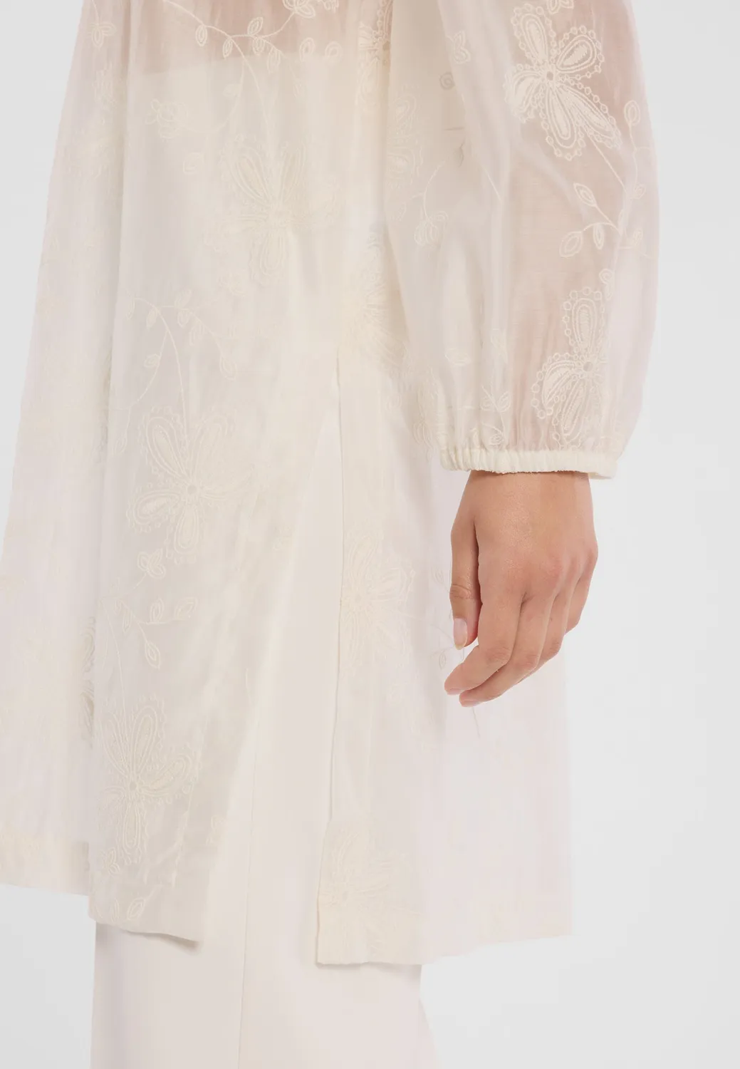 Ana Alcazar Doremia blusa lunga ricamata crema