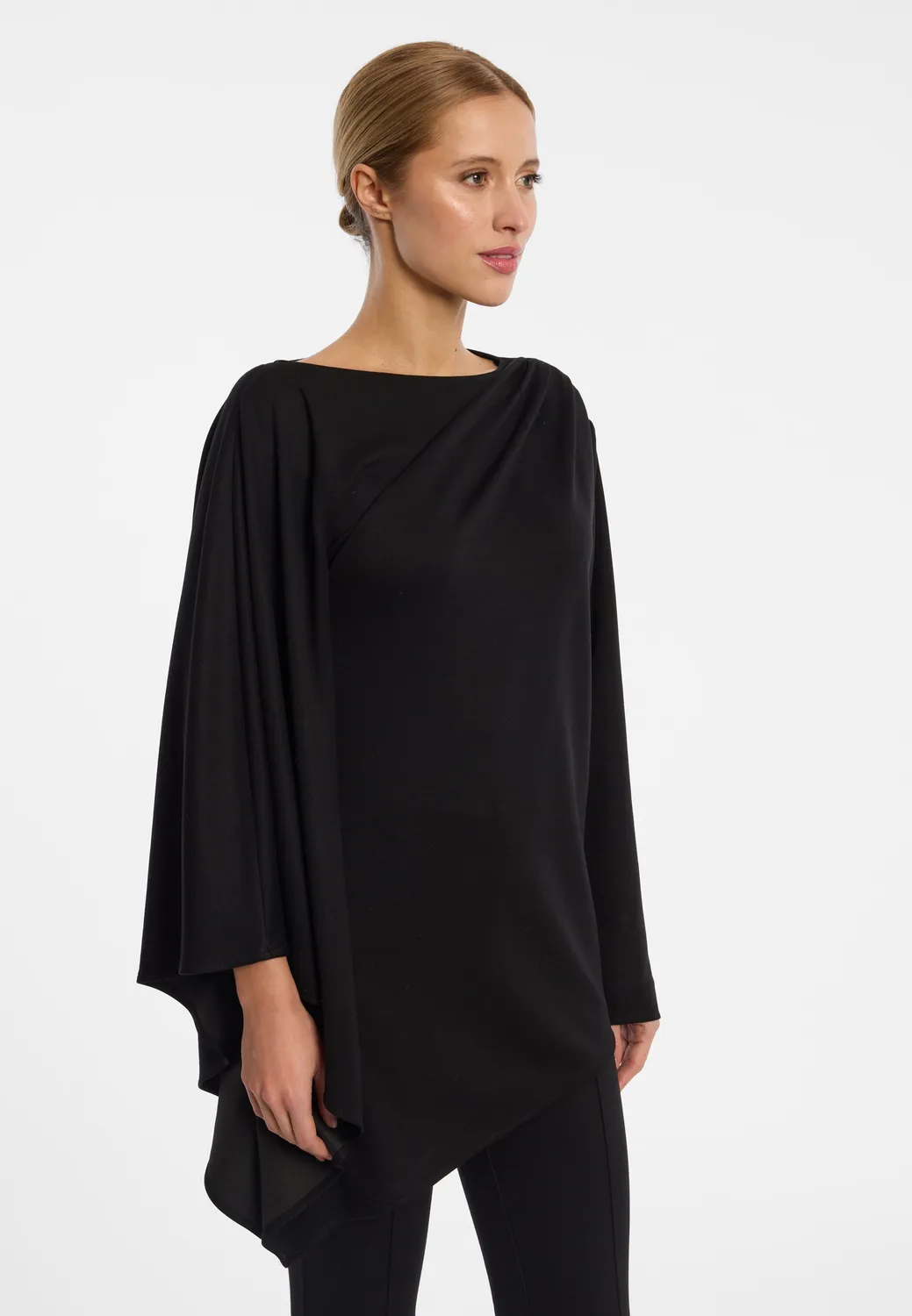 Ana Alcazar Enmelis top asimmetrico nero jersey