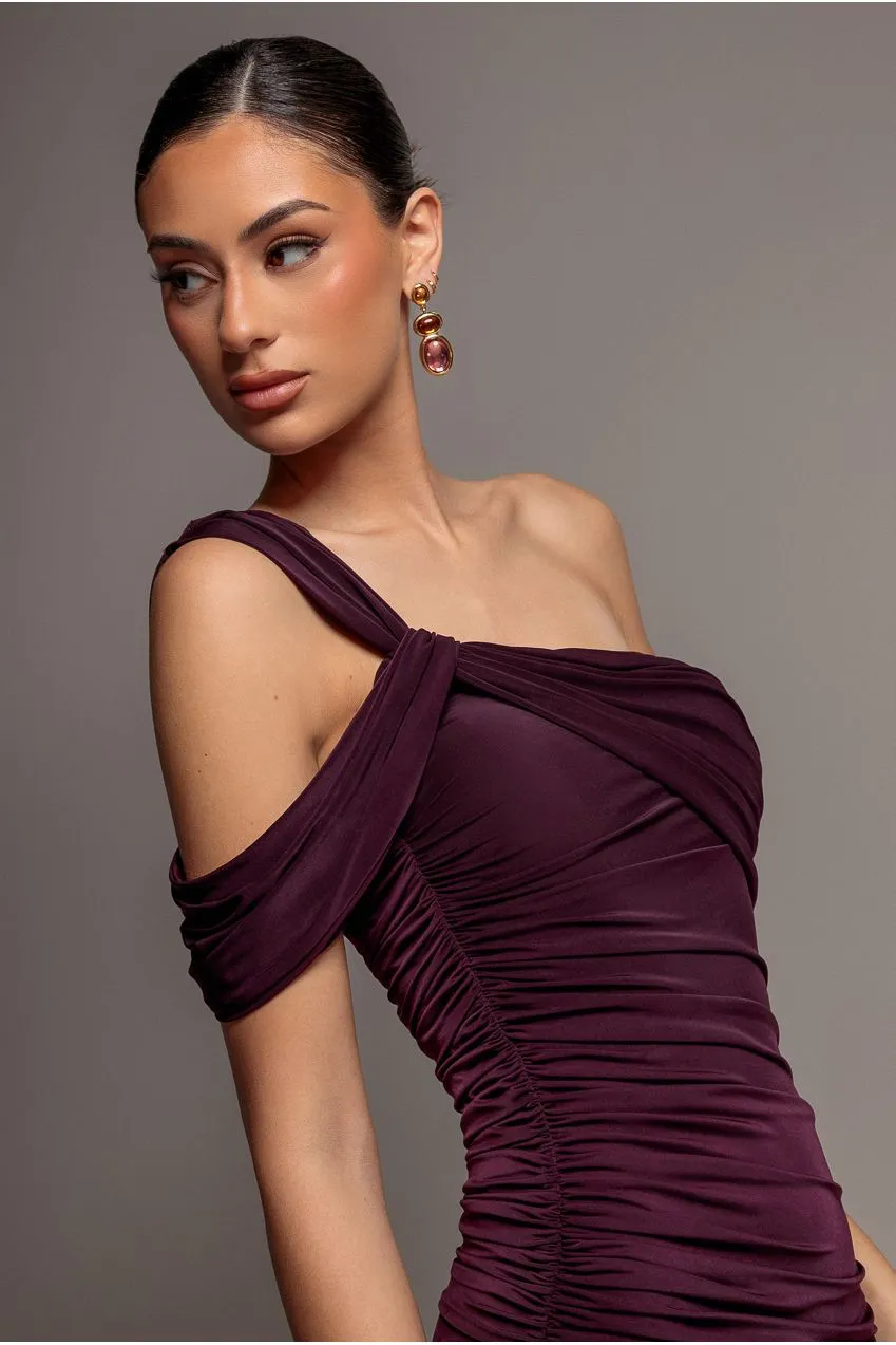Goddiva One Shoulder abito maxi bordeaux twist DR5351