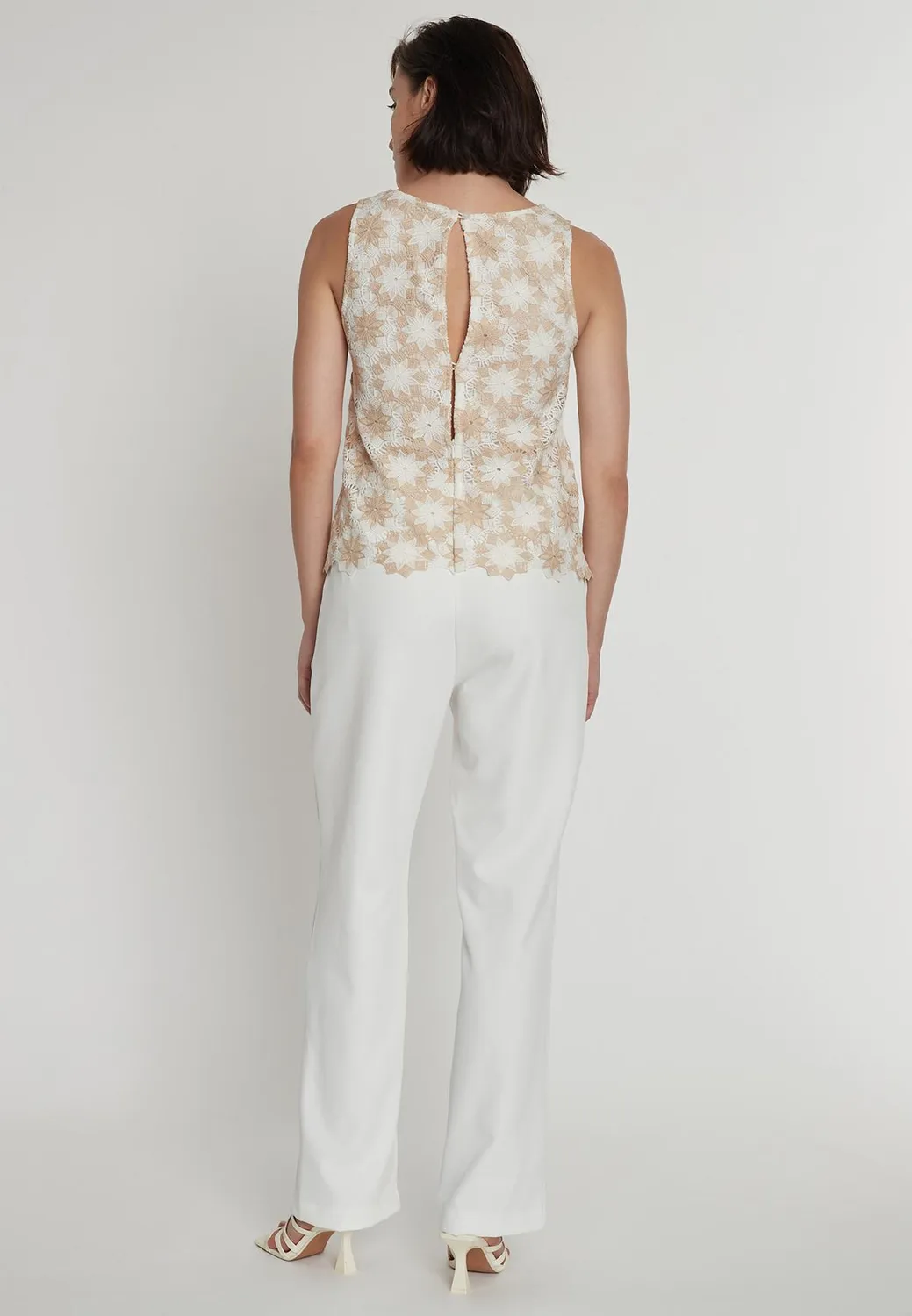 Ana Alcazar Padya tuta pizzo floreale beige