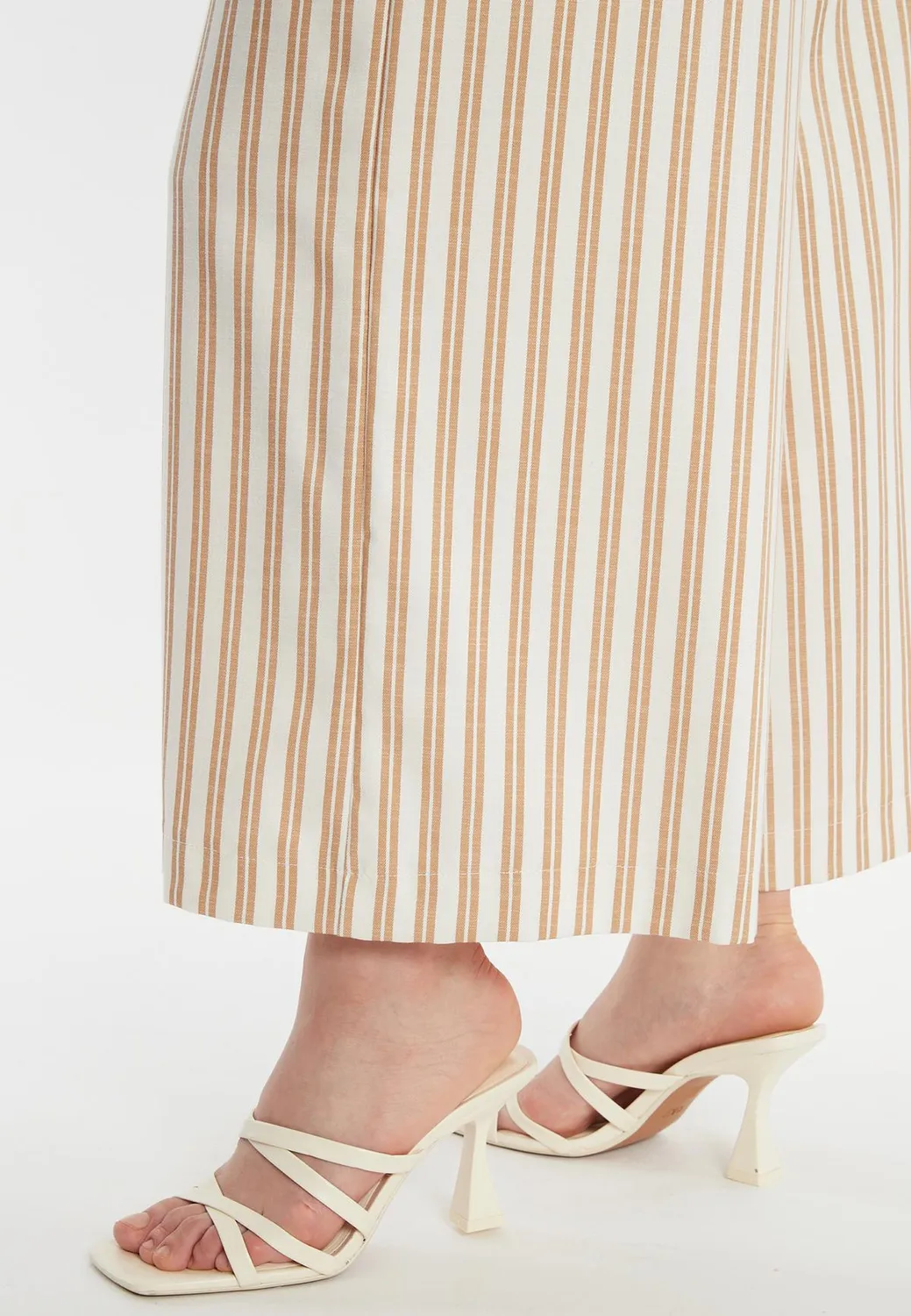 Ana Alcazar Zatila culotte viscosa bianca riga beige