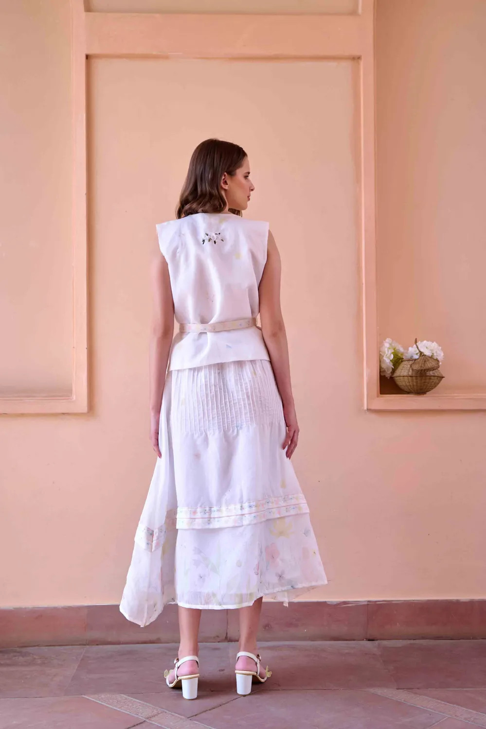 Our Dve Jim set top e gonna bianco chanderi
