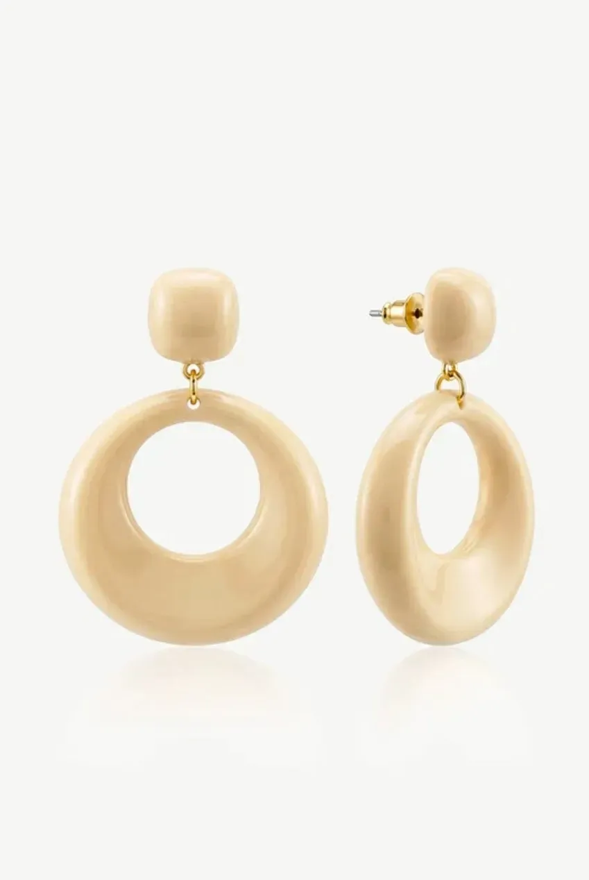 MUCHV Double Hoop orecchini crema pendenti 6,1 cm
