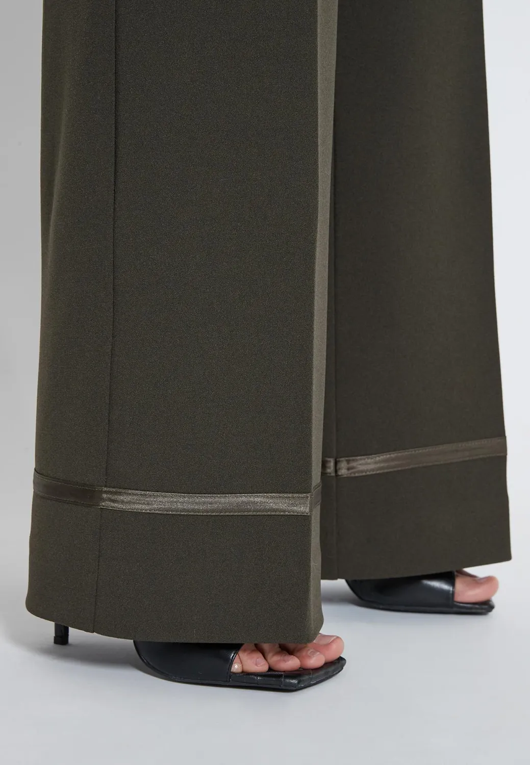 Ana Alcazar Harino pantaloni larghi kaki vita alta