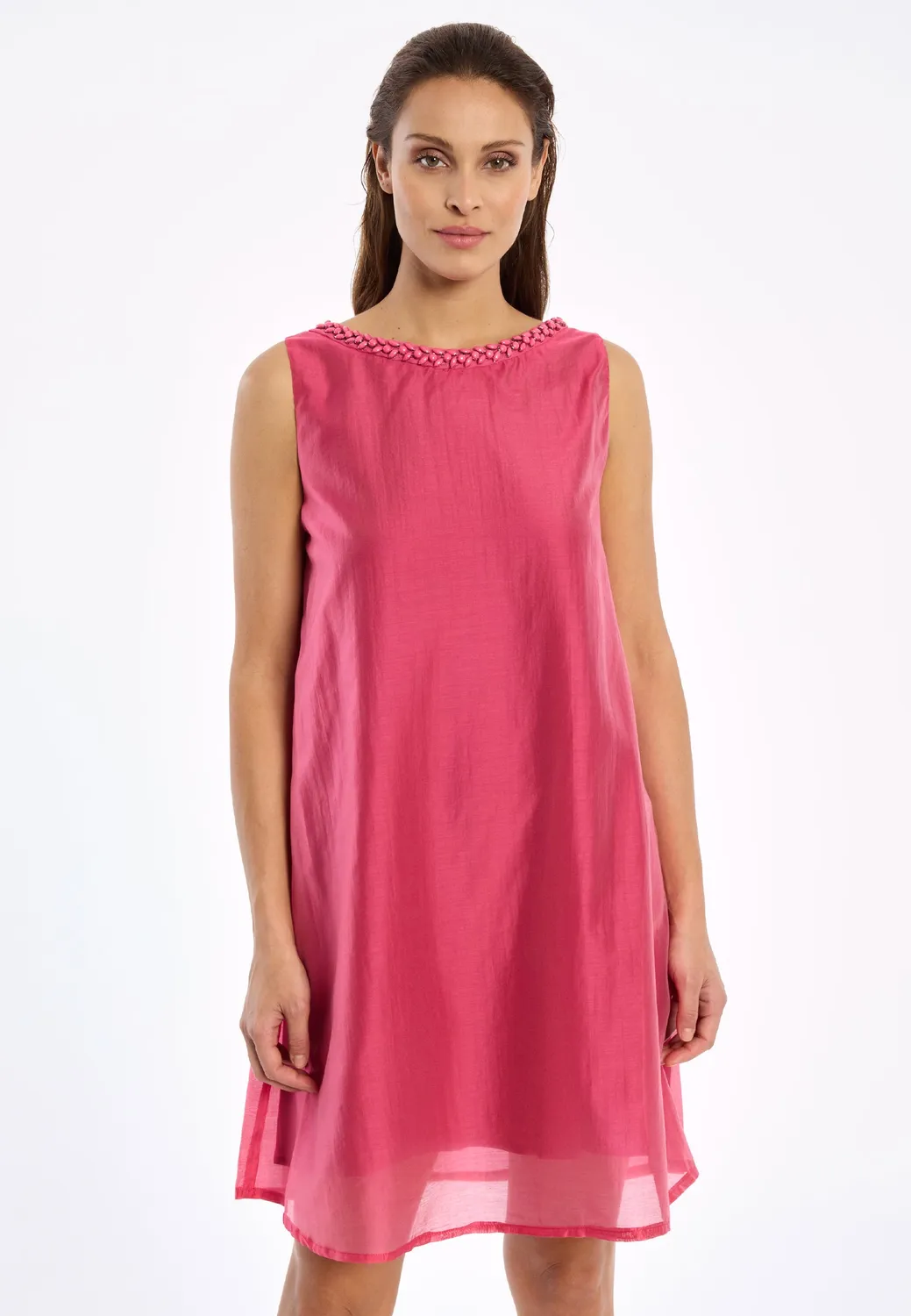 Ana Alcazar Wakana abito smanicato rosa fucsia