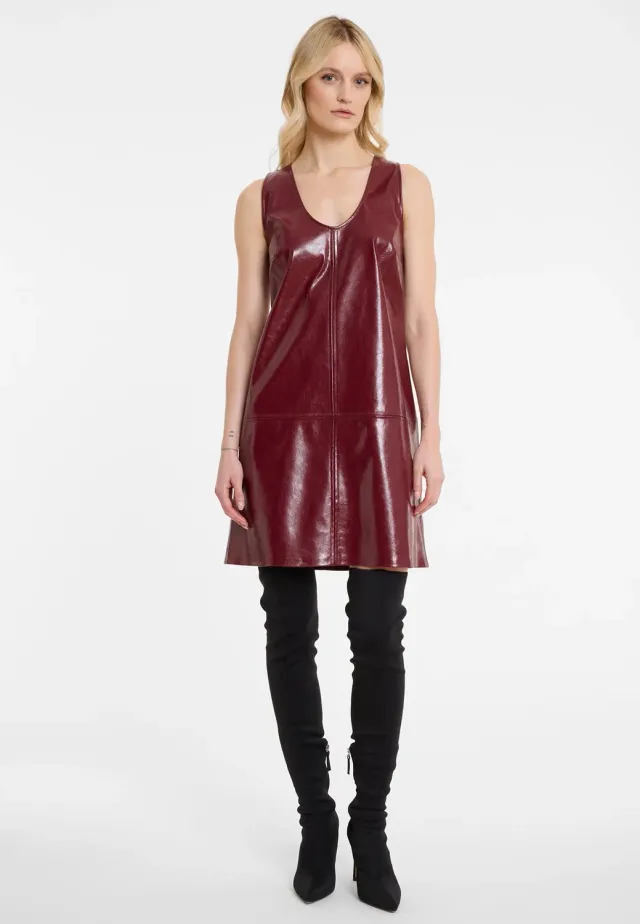 Ana Alcazar Aciry abito ecopelle bordeaux corto