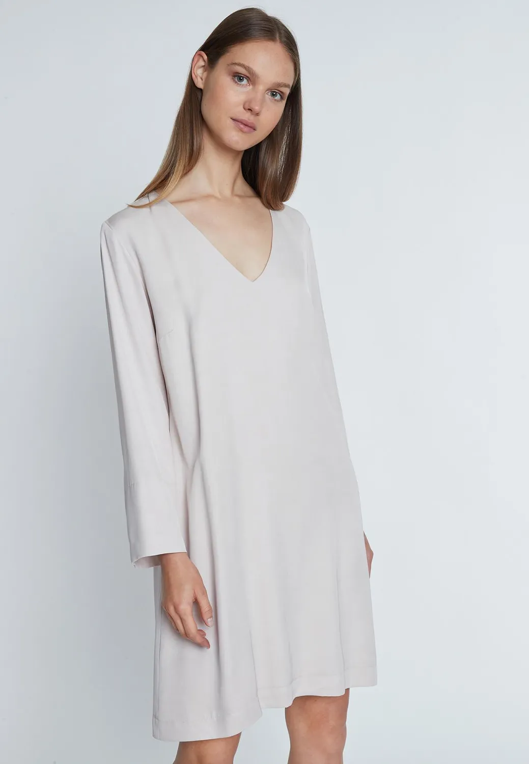 Ana Alcazar Raki abito tunica beige manica lunga