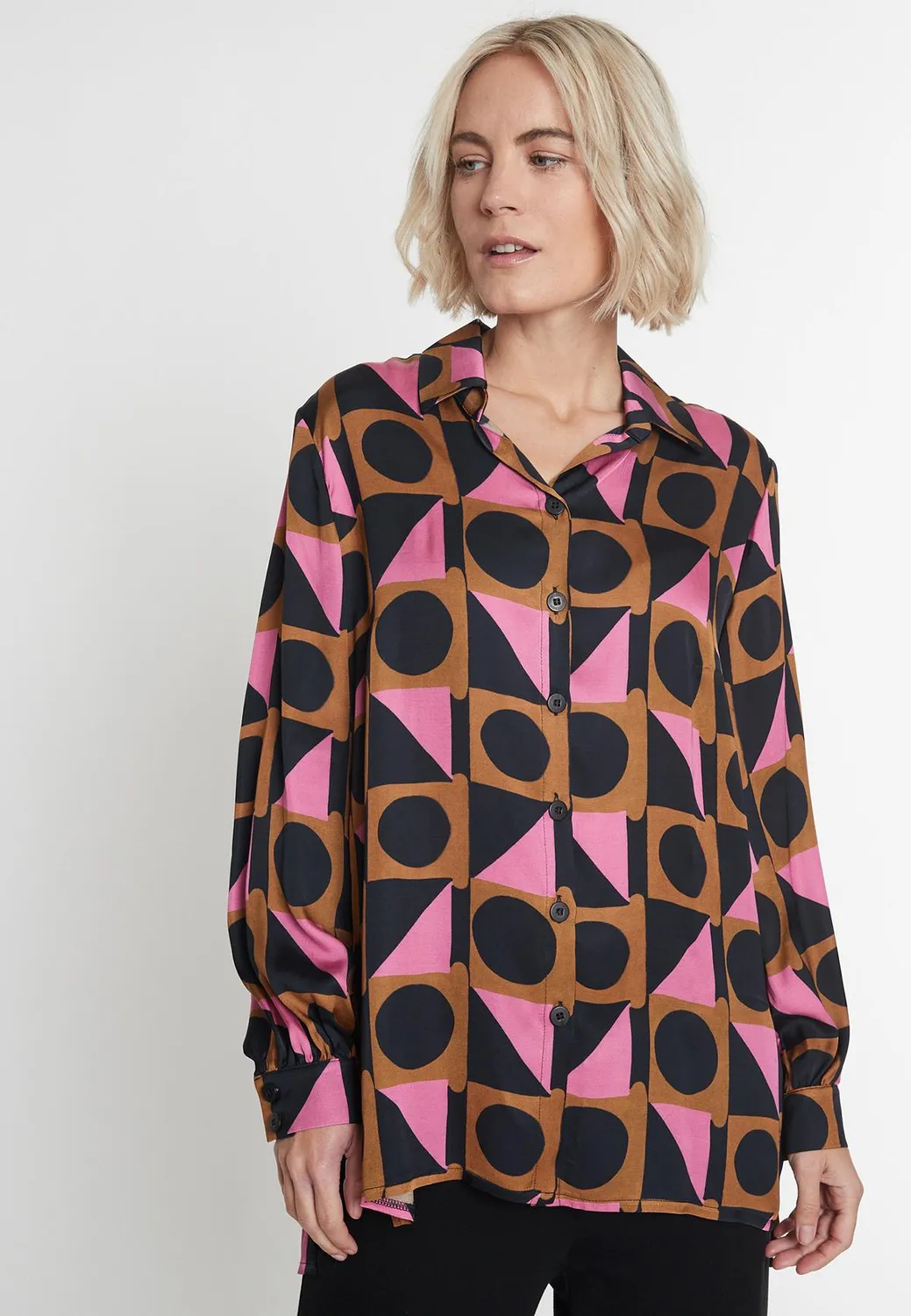 Ana Alcazar Maleni camicia fantasia geometrica scollo V