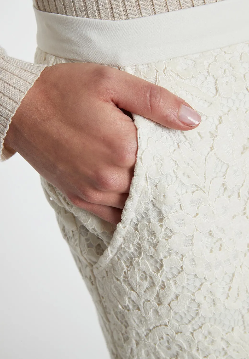 Ana Alcazar Sahiny gonna pizzo bianca midi