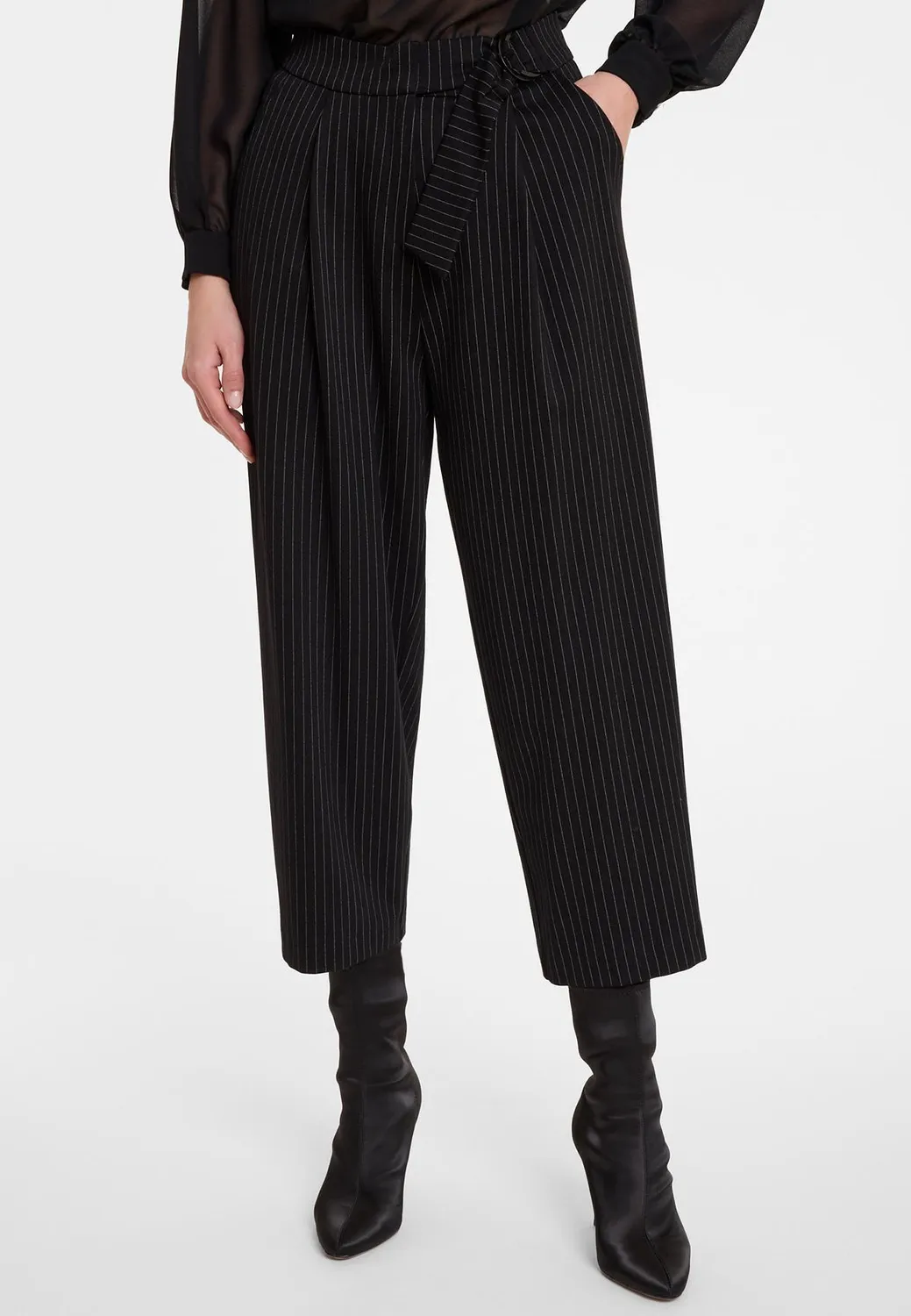 Ana Alcazar Aniga pantaloni cropped neri gessati