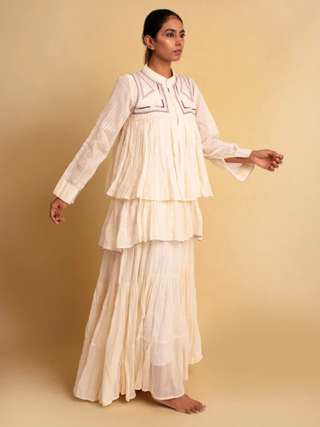 Our Dve Gowda Set completo abito giacca beige