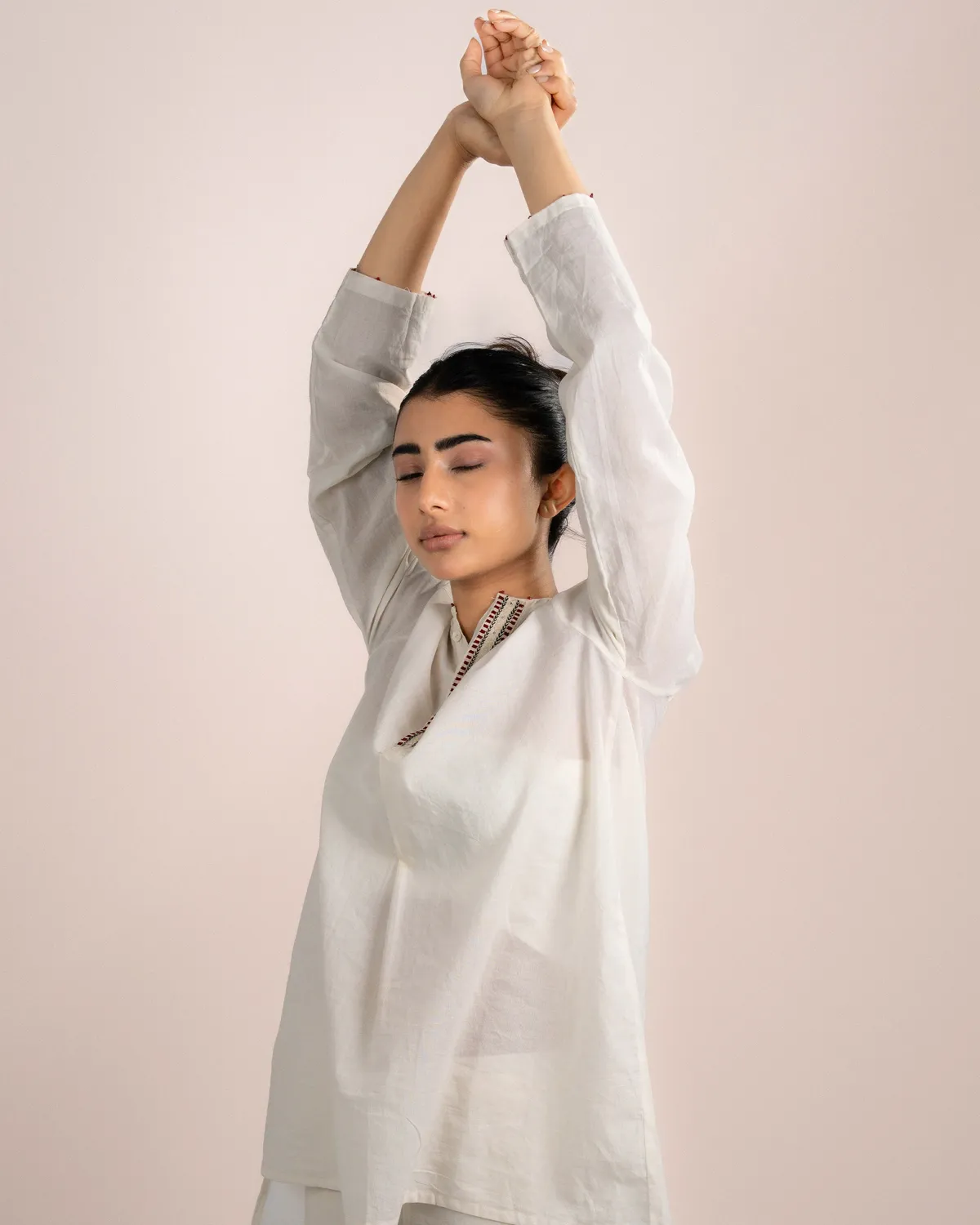 Our Dve Luna Top top cotone beige ricamo