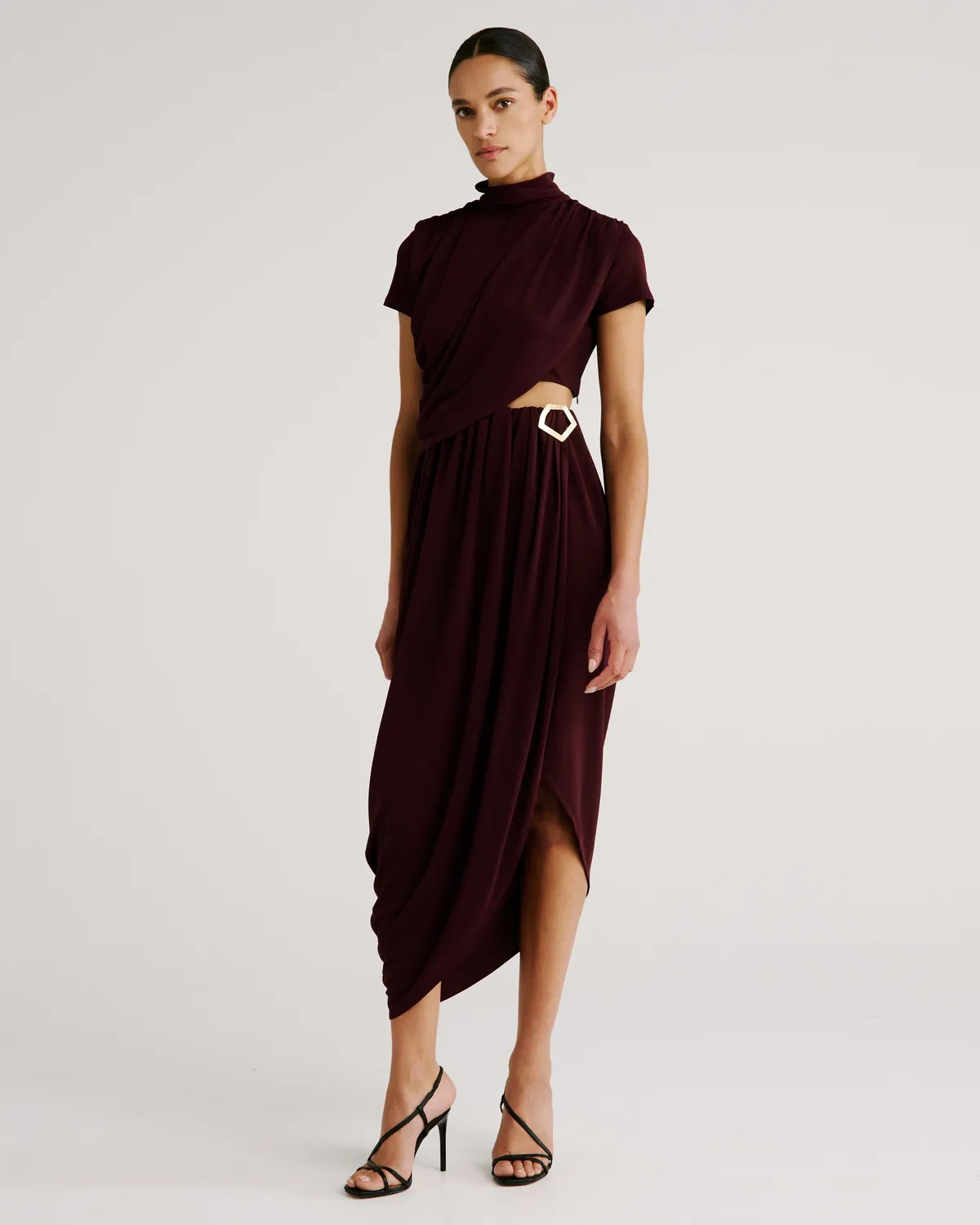 Violante Nessi Pagani abito bordeaux crepe jersey