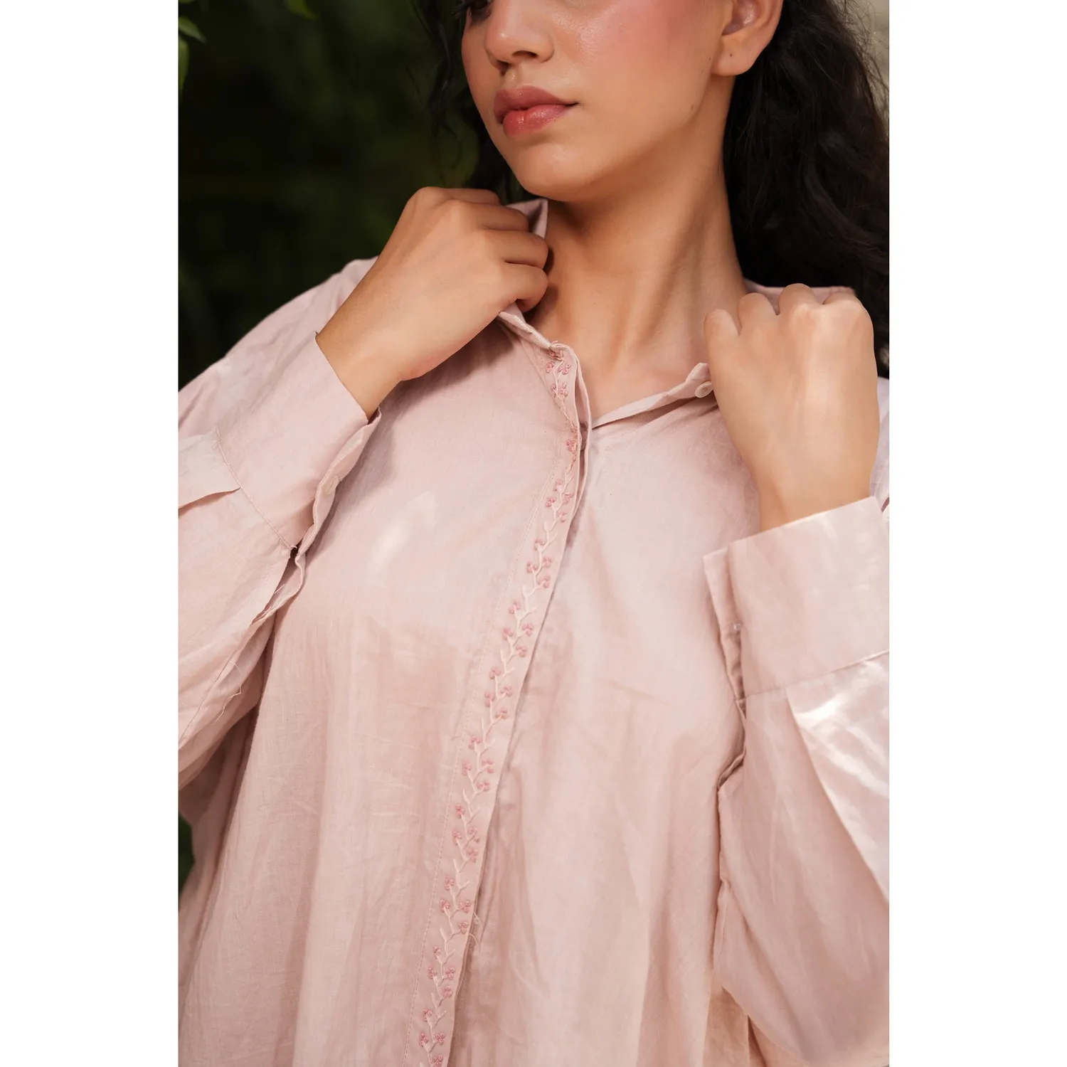 Our Dve Capsule 19 camicia rosa cotone asimmetrica