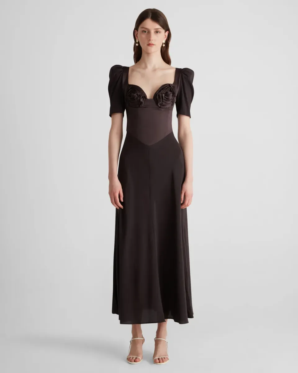 Violante Nessi Baccarat abito marrone seta maniche ampie