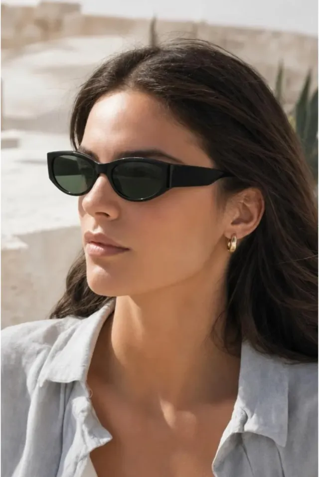 SVNX Racer occhiali da sole neri avvolgenti lente verde