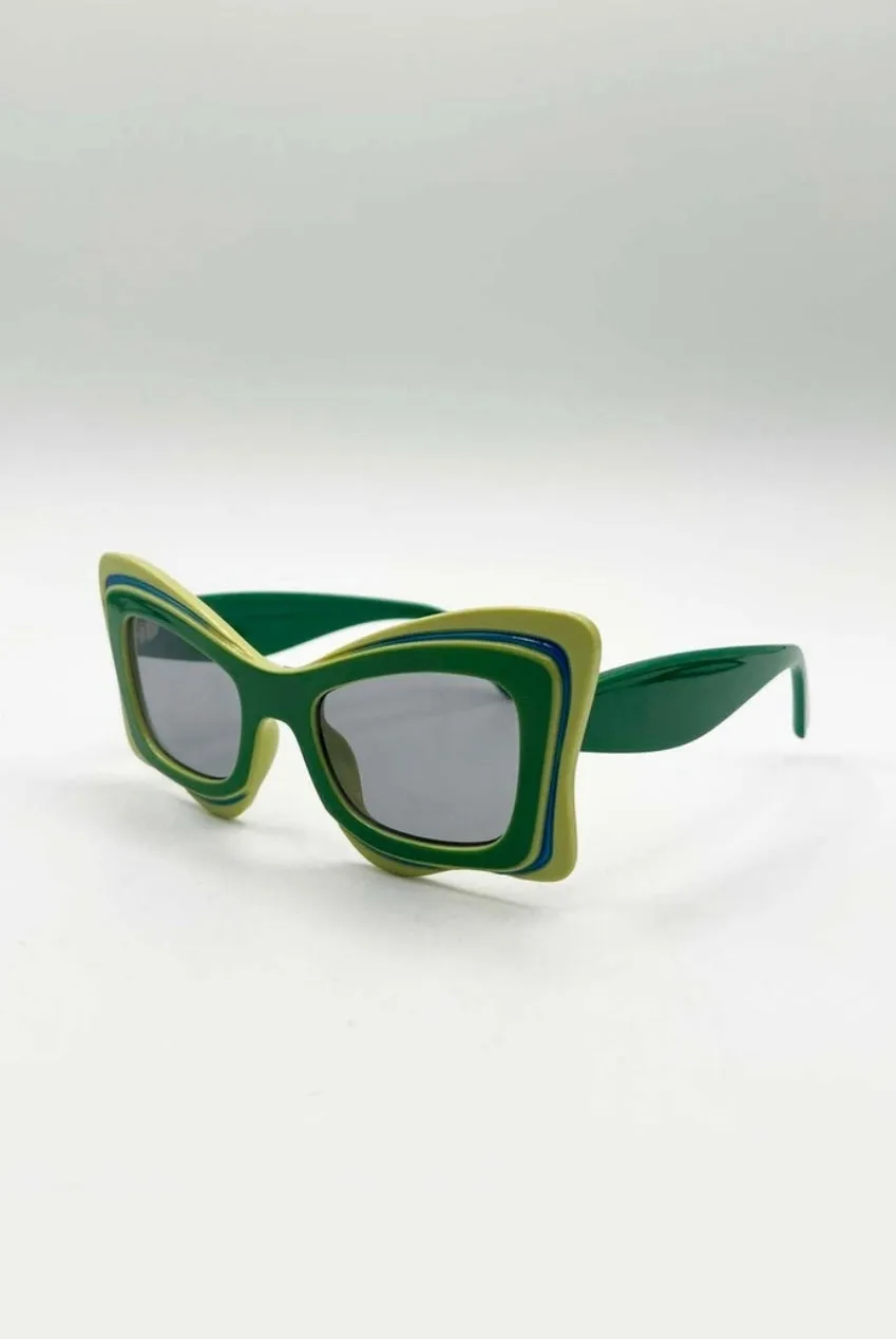 SVNX Bold Butterfly occhiali sole cat-eye verde lime