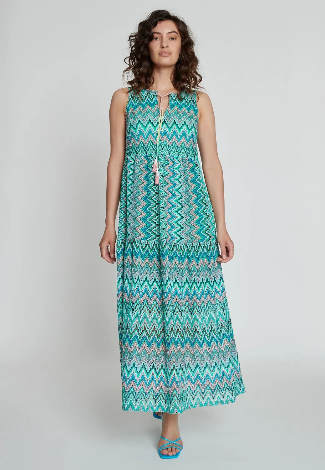 Ana Alcazar Kyrta abito maxi impero con cut-out