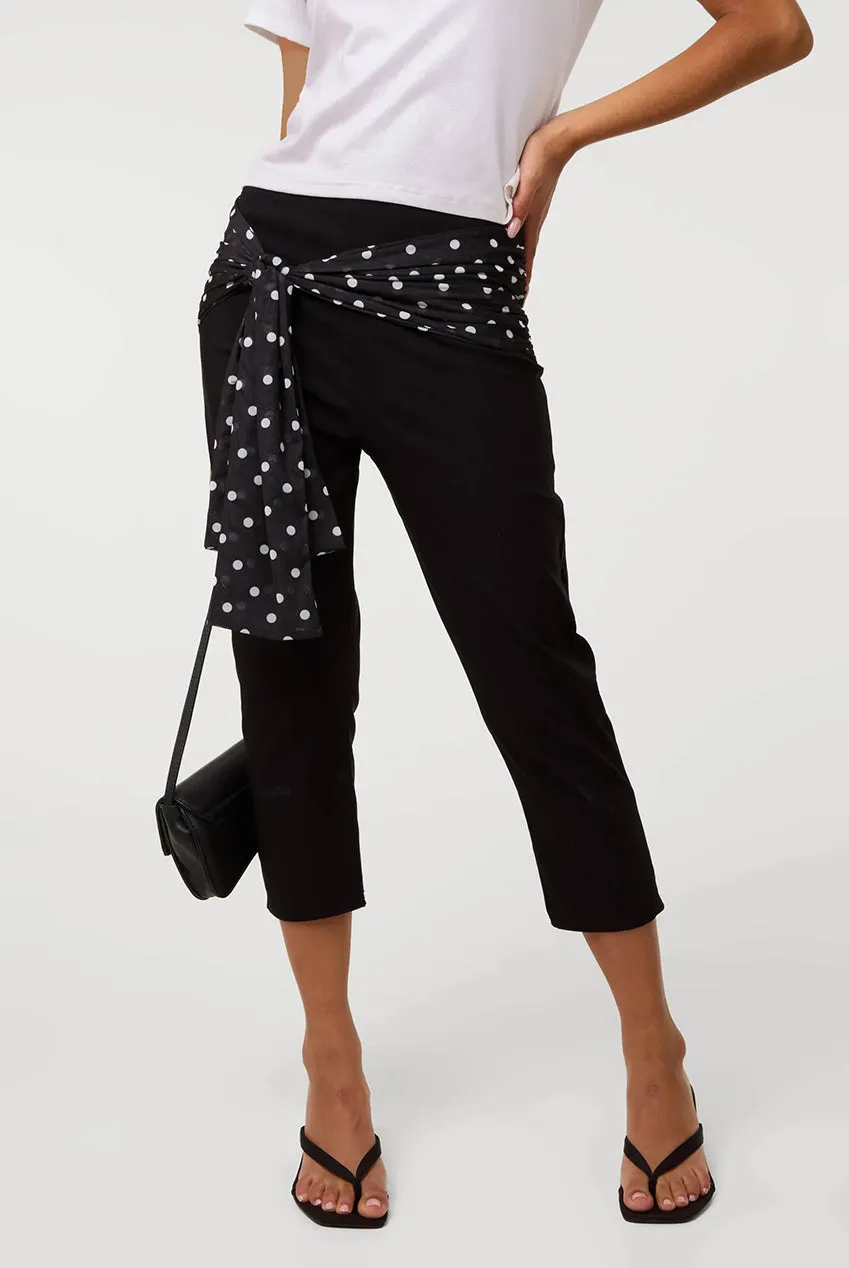 Pink Vanilla Mesh Polka Dot pantaloni capri neri pois