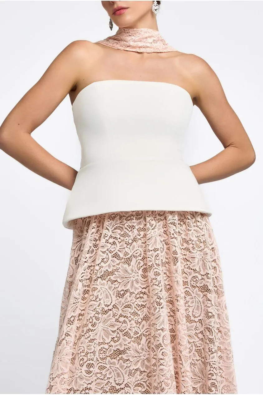 Goddiva Floral Lace sciarpa rosa cipria in pizzo