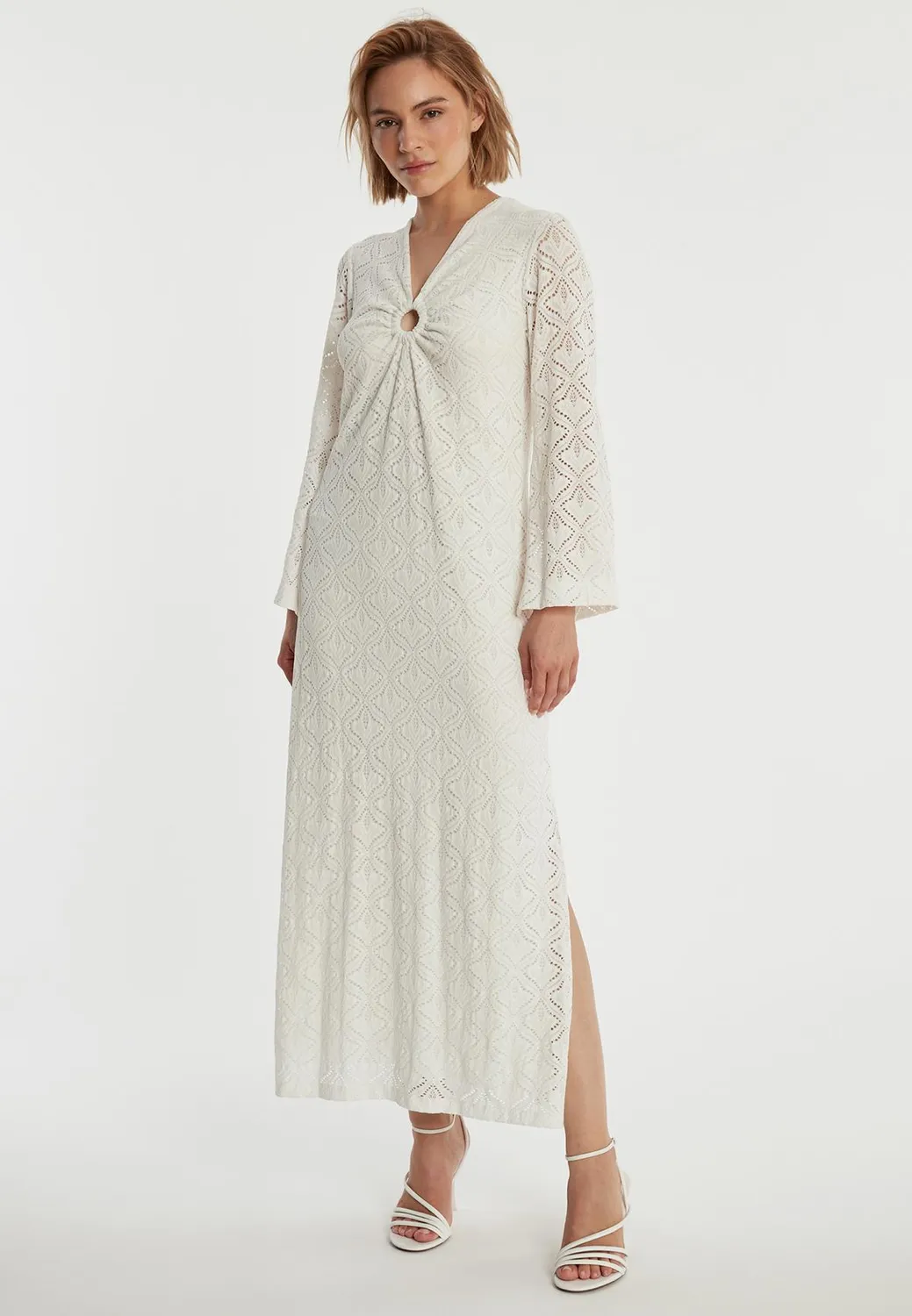 Ana Alcazar Zalena abito maxi pizzo bianco