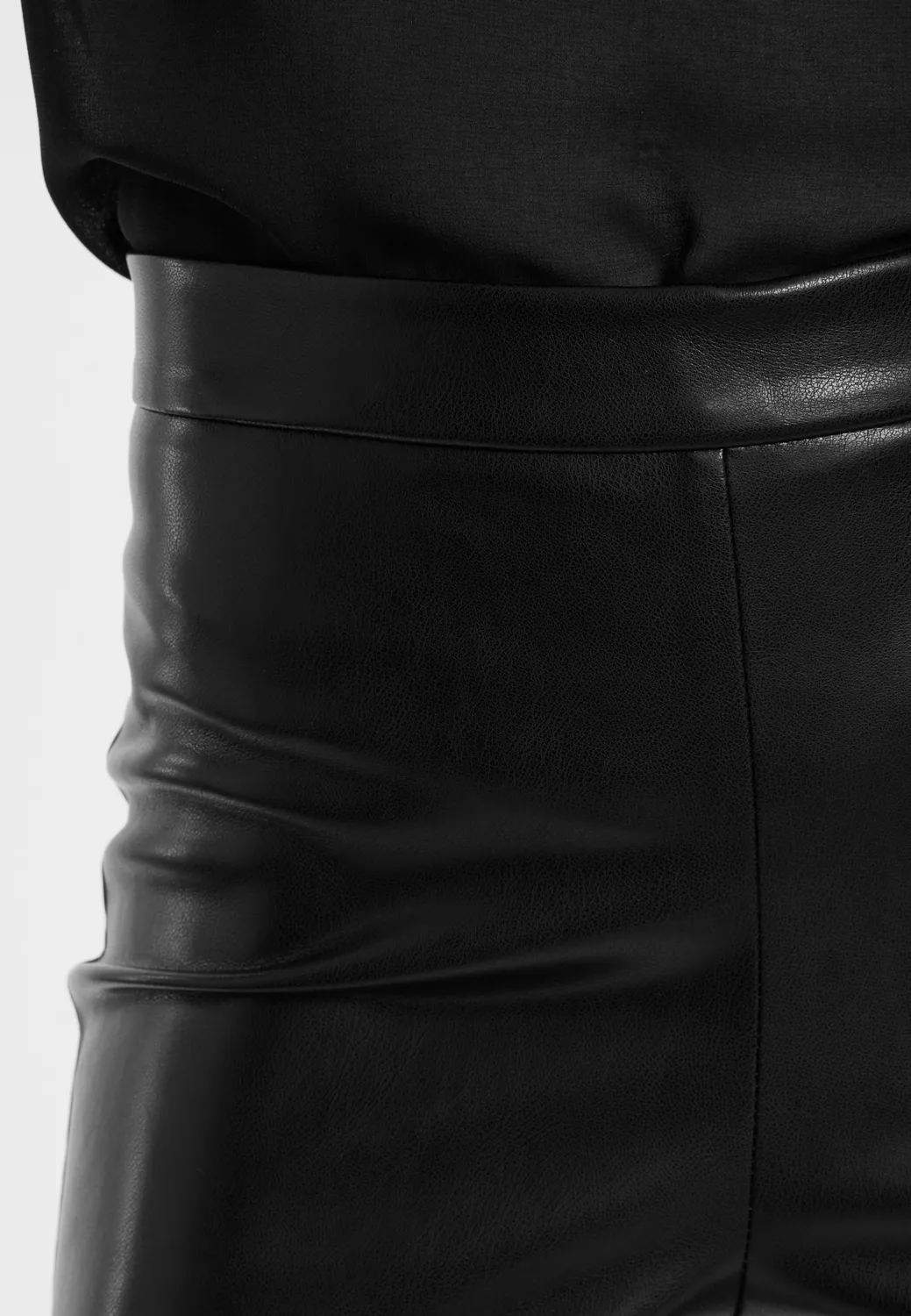 Ana Alcazar Eniva Pantaloni Pelle Neri Cropped