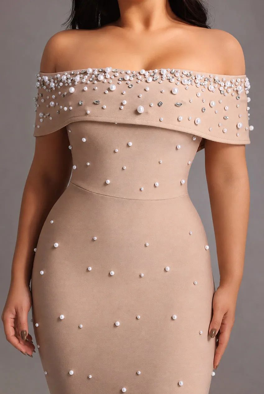 Bella Barnett Isme Contour Bandage abito maxi beige spalle scoperte