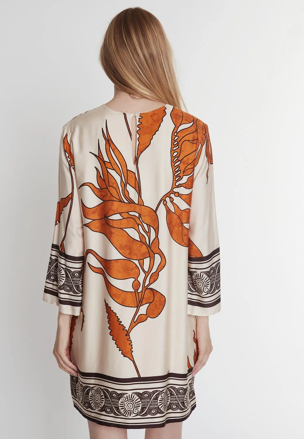 Ana Alcazar Palosa abito tunica beige raso stampa marrone
