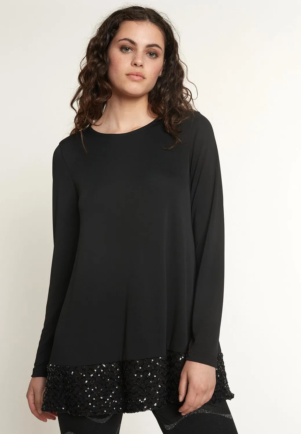 Ana Alcazar Odora top nero con paillettes