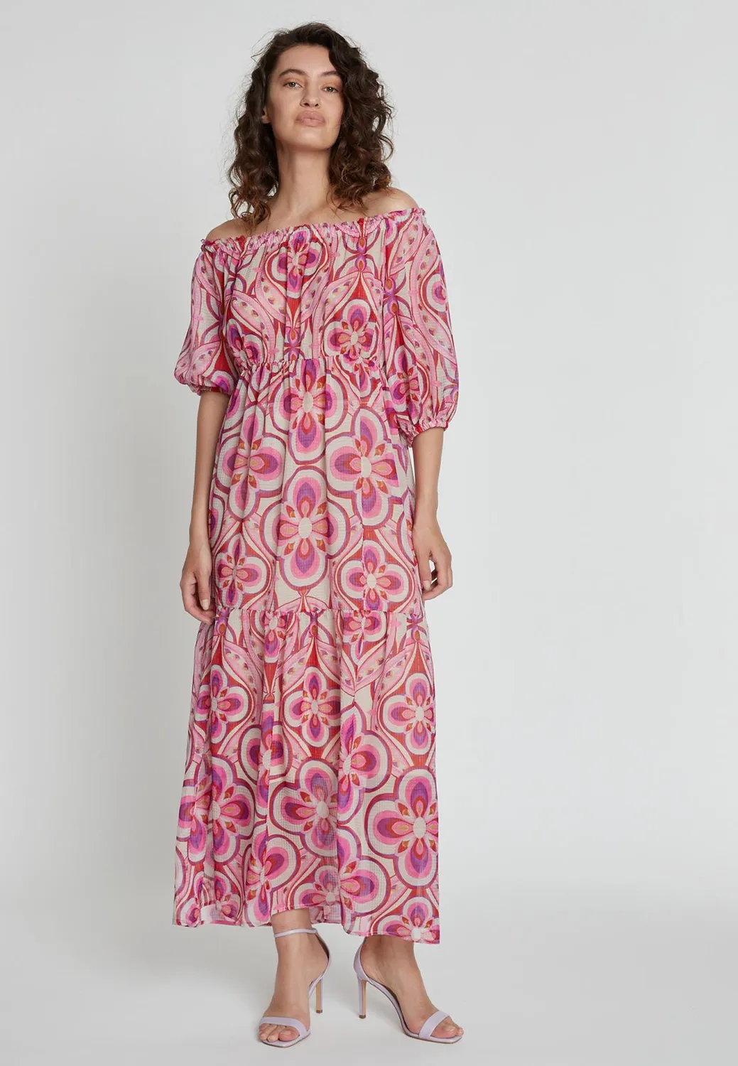 Ana Alcazar Keani abito maxi balze floreale rosa