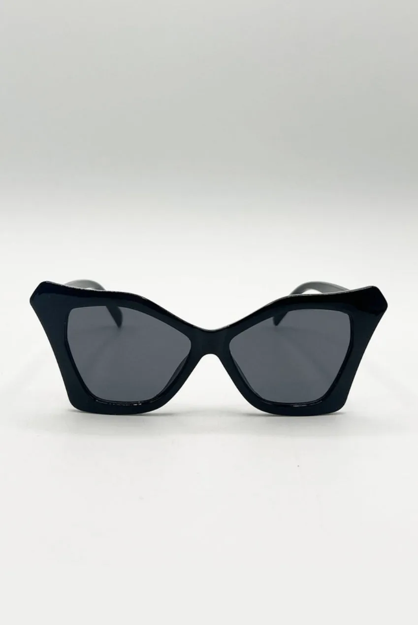 SVNX Cat-Eye SG2510802 occhiali da sole neri oversize UV400
