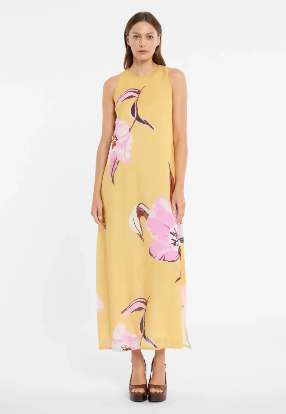 Ana Alcazar Dorejas abito lungo giallo fiori lino