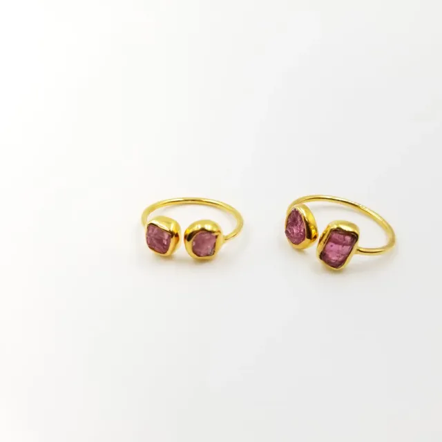 Our Dve 2 Stone Ruby anello argento rubino oro