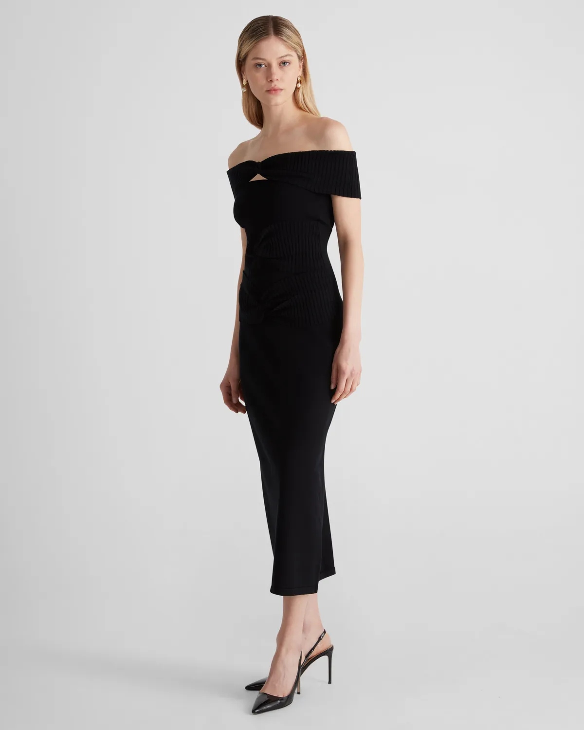 Violante Nessi Zita abito knit nero spalle scoperte nodi