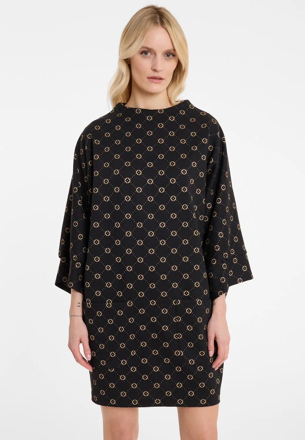 Ana Alcazar Area abito oversize nero oro