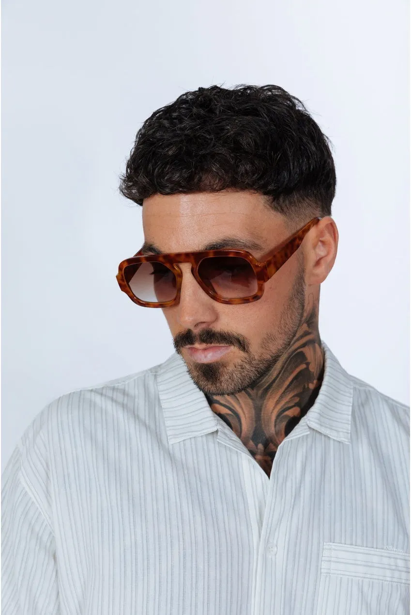 SVNX Retro Navigator Occhiali Sole Tartarugati UV400