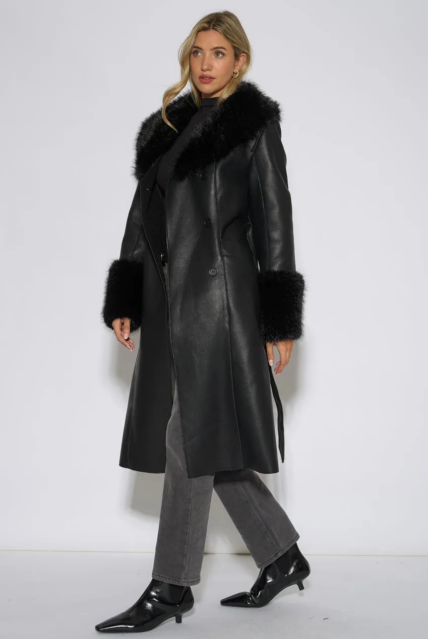 Gini London cappotto ecopelle wrap nero pelliccia