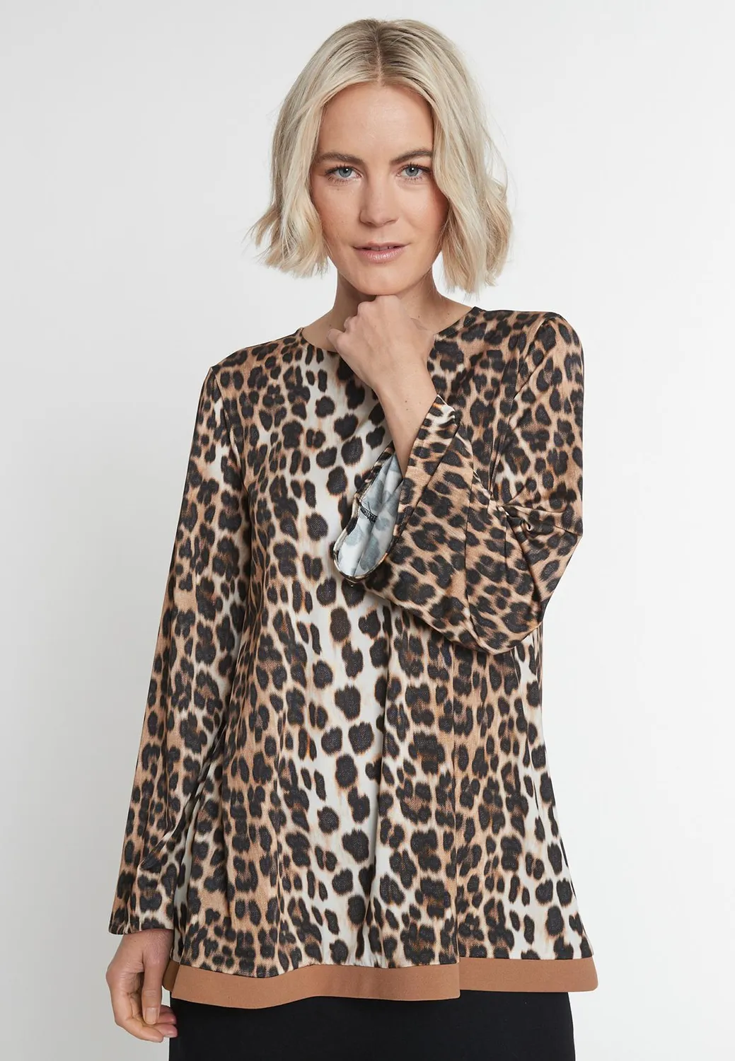 Ana Alcazar Modori top animalier svasato