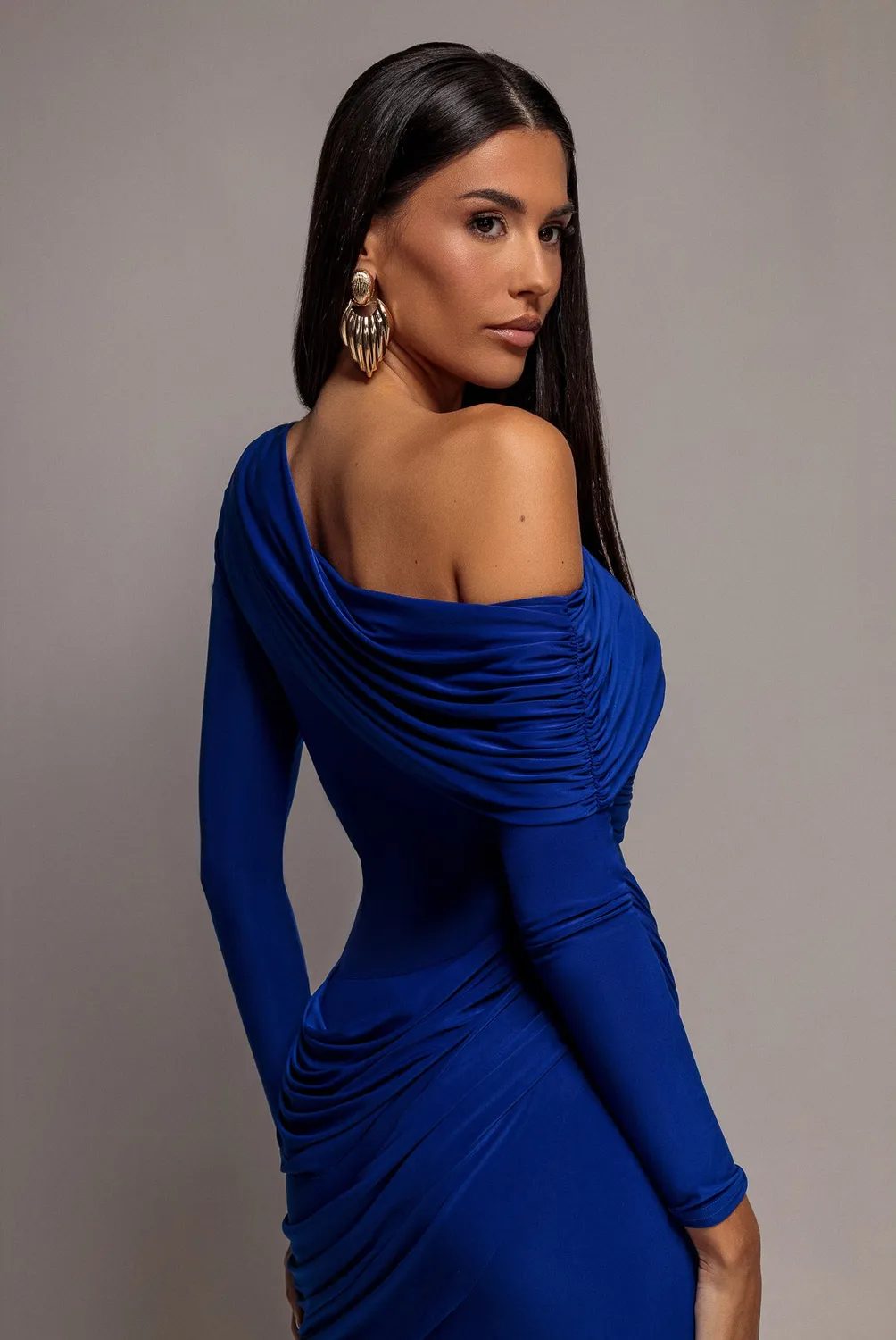 Goddiva Off Shoulder Soft Touch abito lungo blu royal sirena