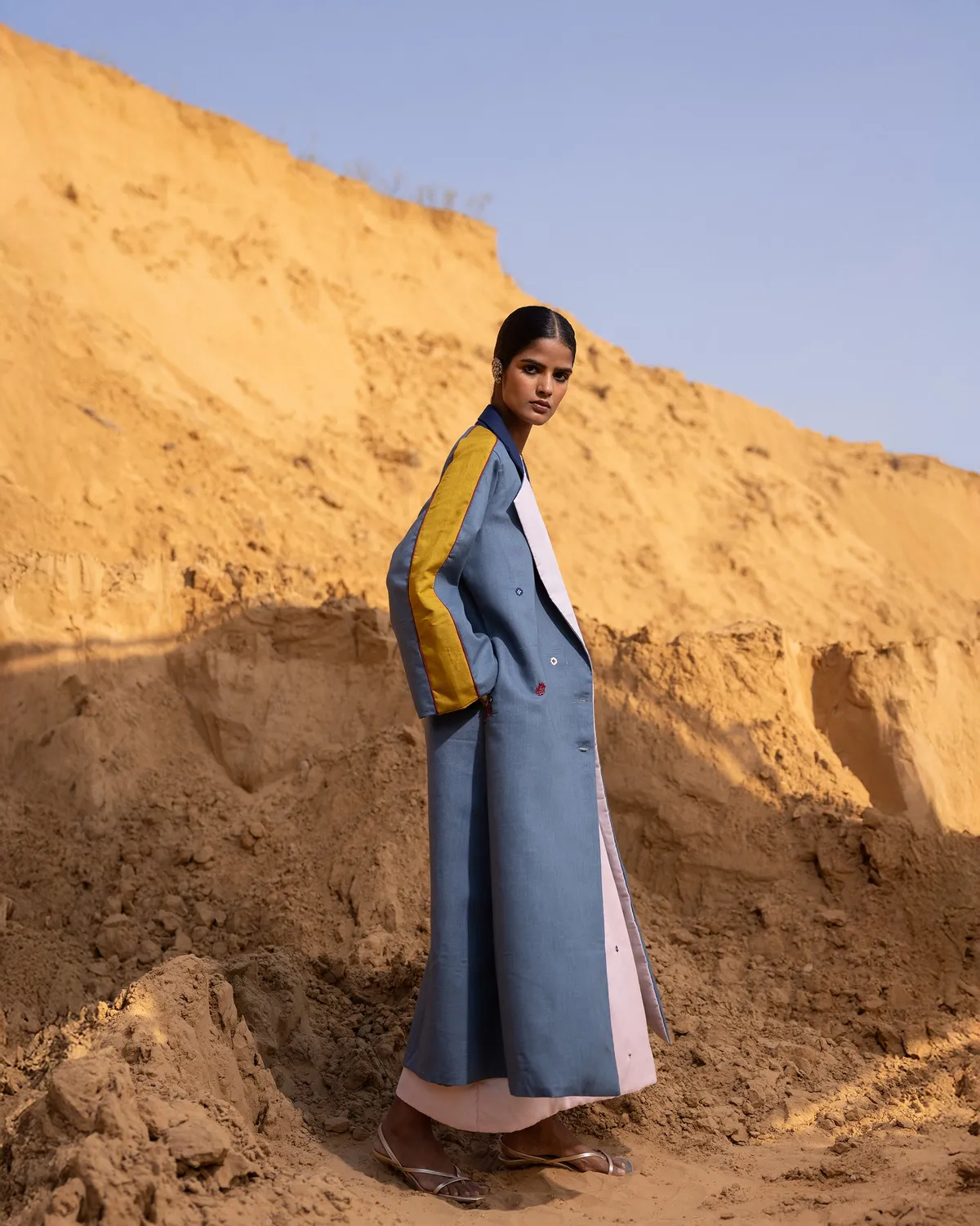 Our Dve Syntra giacca lunga cotone seta ricamata S XL