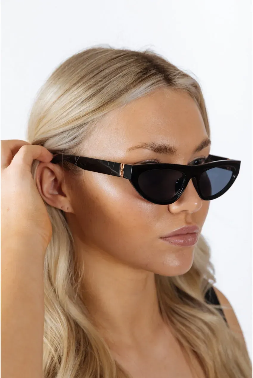 SVNX Retro Oval occhiali da sole nero taglia unica UV400