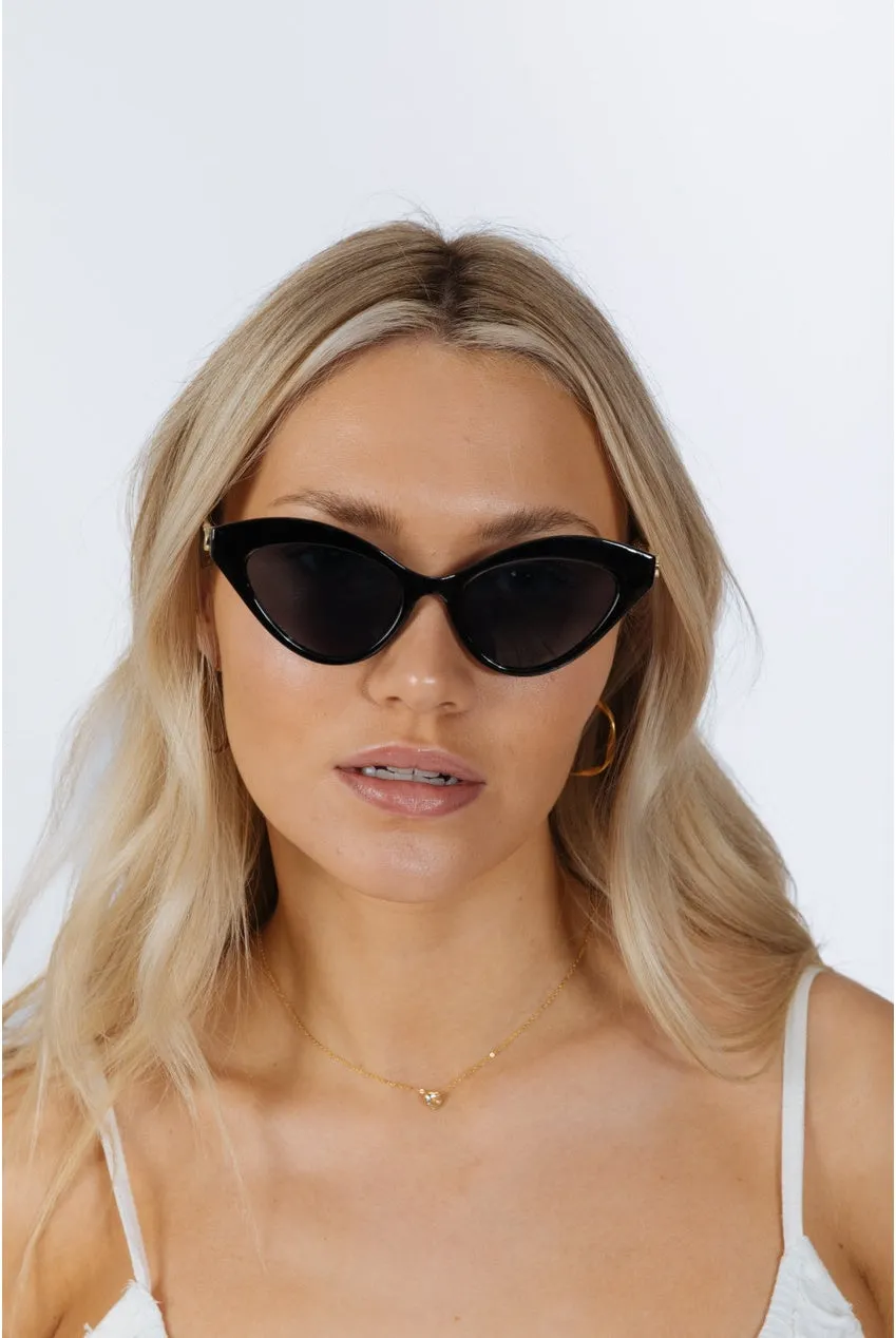 SVNX Cat Eye occhiali da sole neri montatura oro UV400