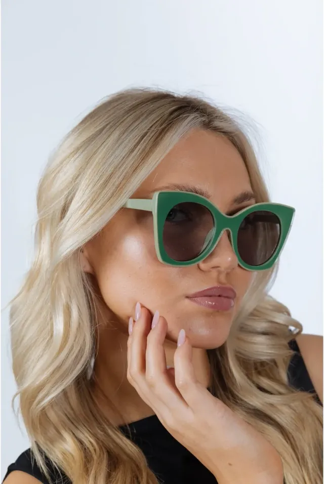 SVNX occhiali da sole verdi cat-eye oversize