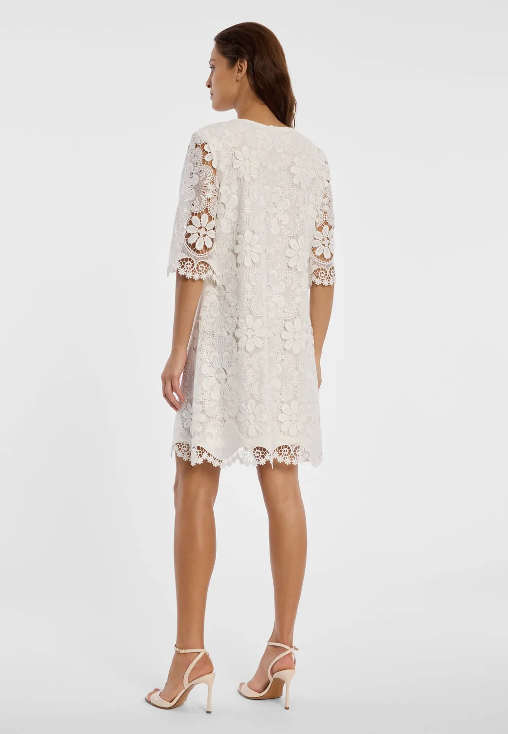 Ana Alcazar Dailo abito pizzo bianco corto
